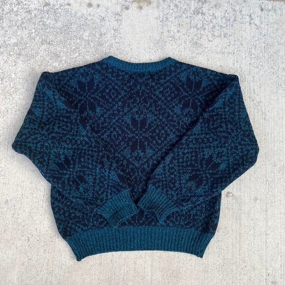 Brittany Bay Monochromatic Snowflake Geometric Motif Crewneck Blue Teal Sweater - Picture 3 of 6